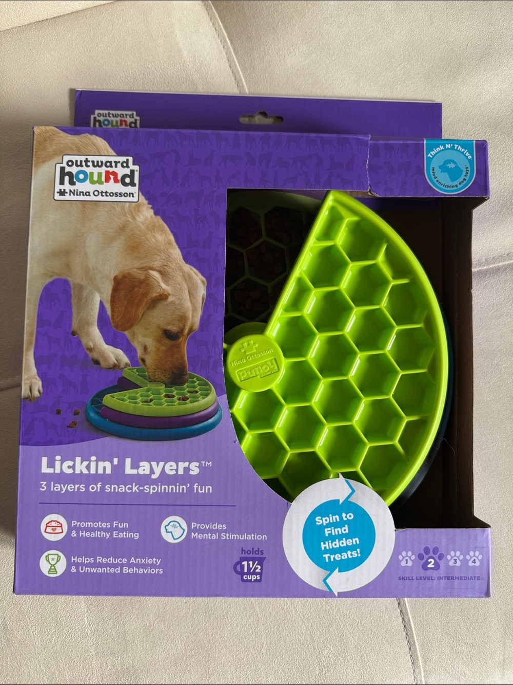 Outward Hound Lickin’ Layers Dog Dish